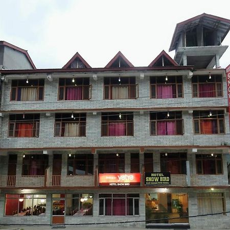 Dormico'S Hotel Snowbird Manāli Exteriör bild